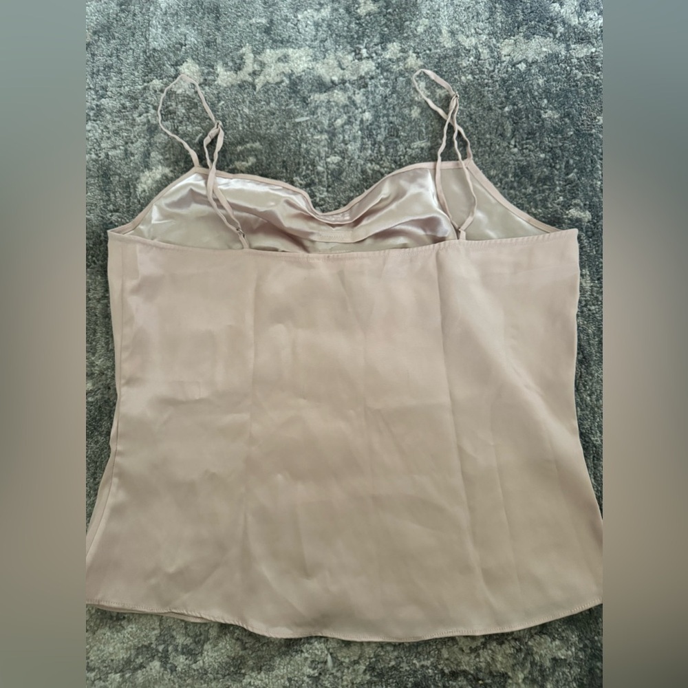Diane von Furstenberg Silk V-Neck Tank Top * Pink - Picture 3 of 5
